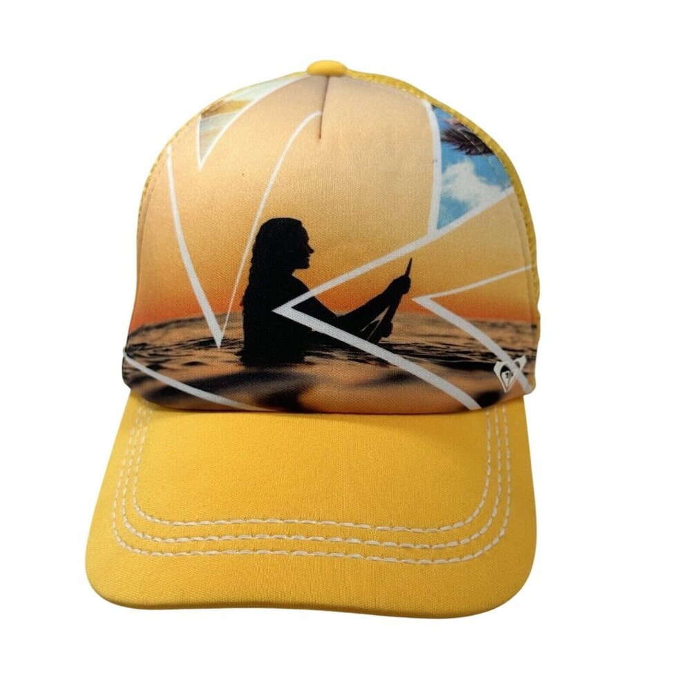 Preowned Roxy California Snapback Trucker Hat  Yellow Surf Beach Theme